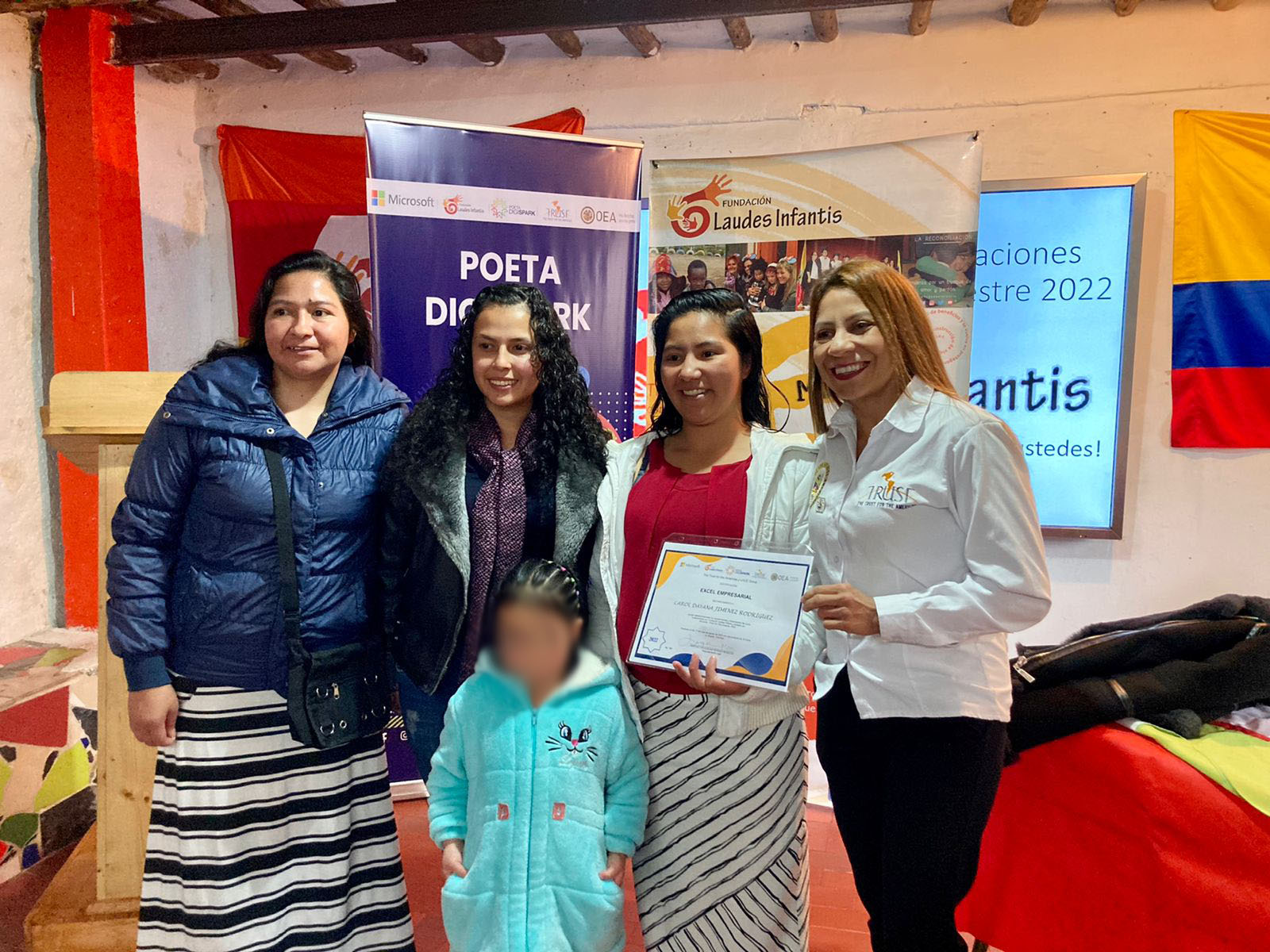<strong>Fundación Laudes Infantis celebró graduación de 70 personas de </strong><strong>POETA DigiSpark </strong><strong>en Colombia</strong> 