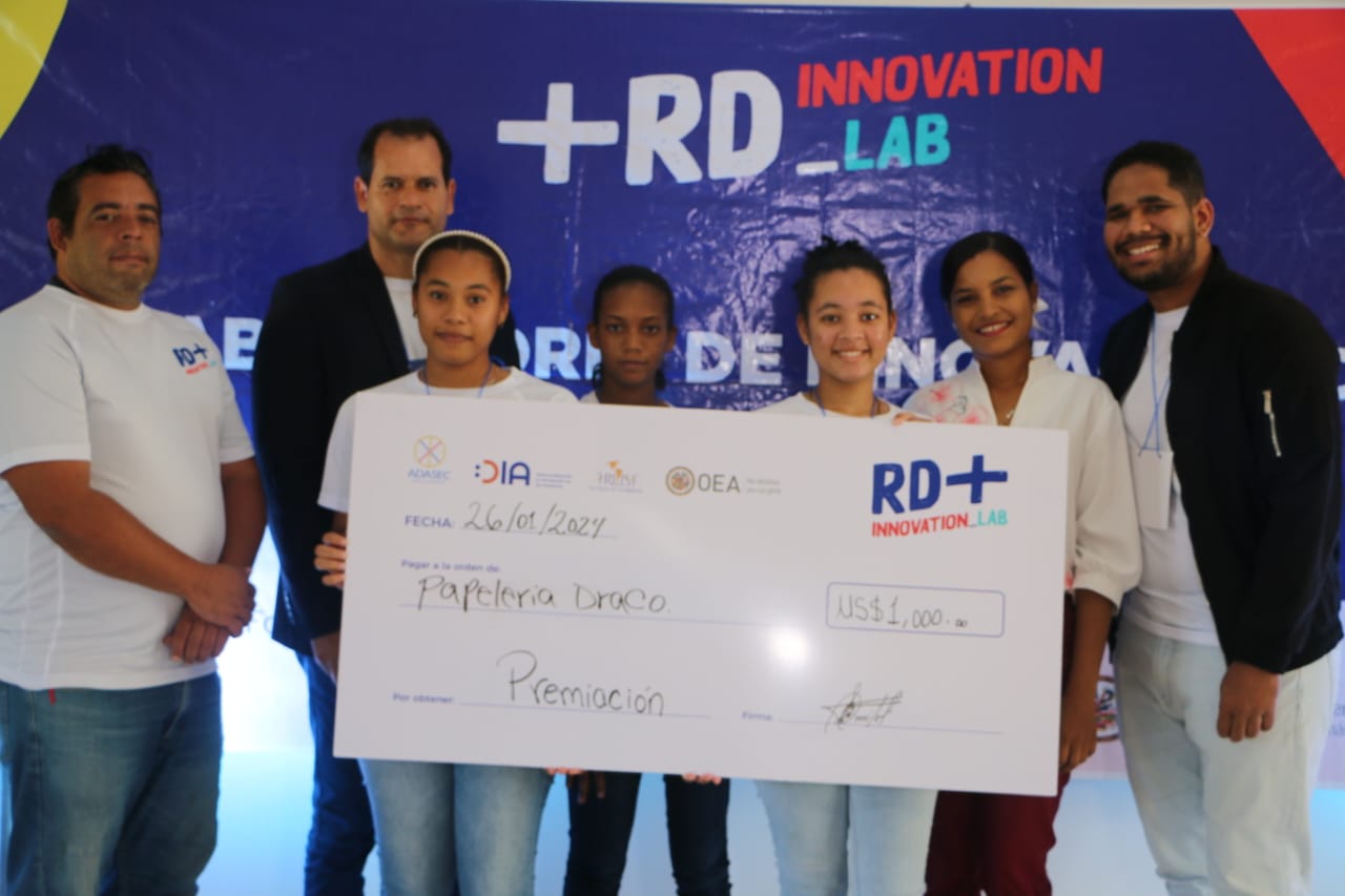 Competencia Pitch de Proyectos Innovadores - DIA LAB RD